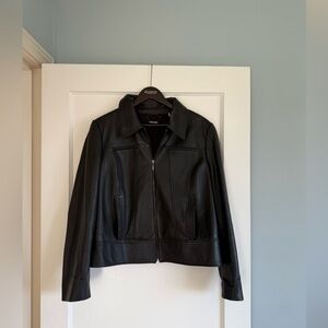 Elie Tahari Leather jacket in black size X-Large.